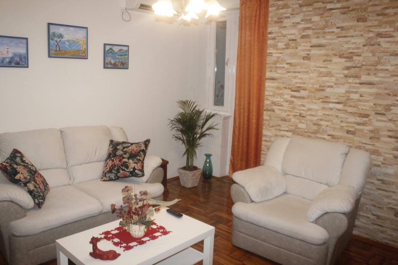 Apartman Jadranka Njivice Exterior foto
